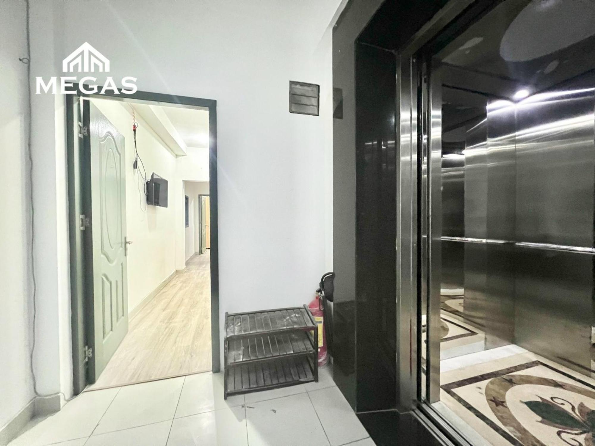 Apartment Az *